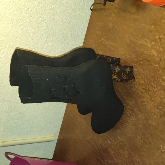 Louis Vuitton heels - Picture 5 of 5